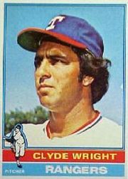 1976 Topps Baseball Cards      559     Clyde Wright